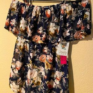 NWT Siren Lily Maternity Blouse